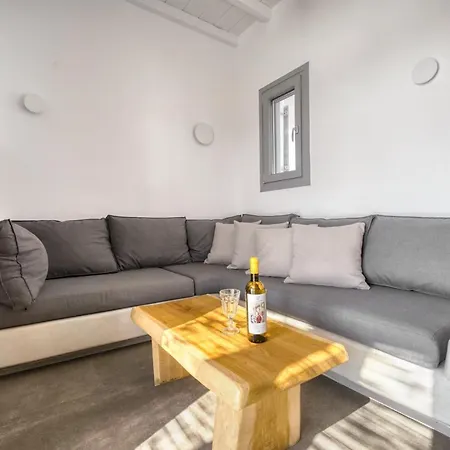 アパートホテル Kk Mykonos Village 4*