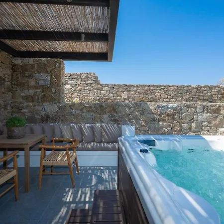 Kk Mykonos Village *